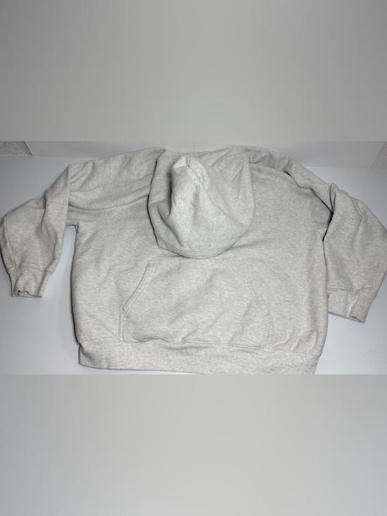 Aritzia Tops - Aritzia Light Gray Crewneck Hoodie